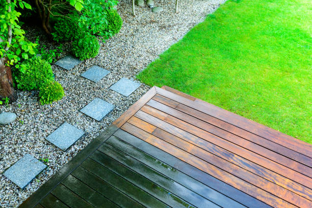 Best Pool Deck Cleaning  in Calcium, NY